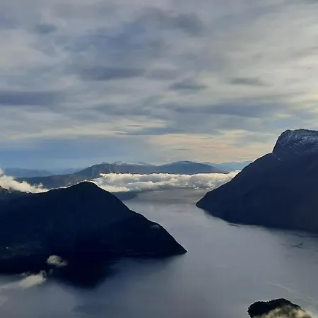 Alfotevegen 5 *